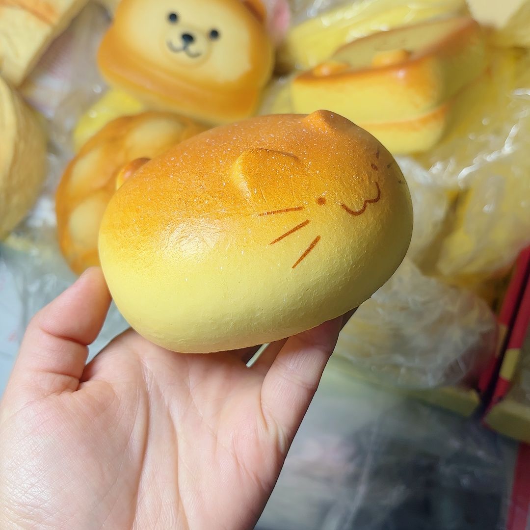 Big Cat Loaf Squeeze Toy Slow  - Party Games Ideas incelemesi ve fiyatı
